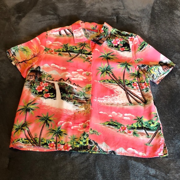 Women’s size medium Gloria Vanderbilt button down shirt island theme - Picture 1 of 7